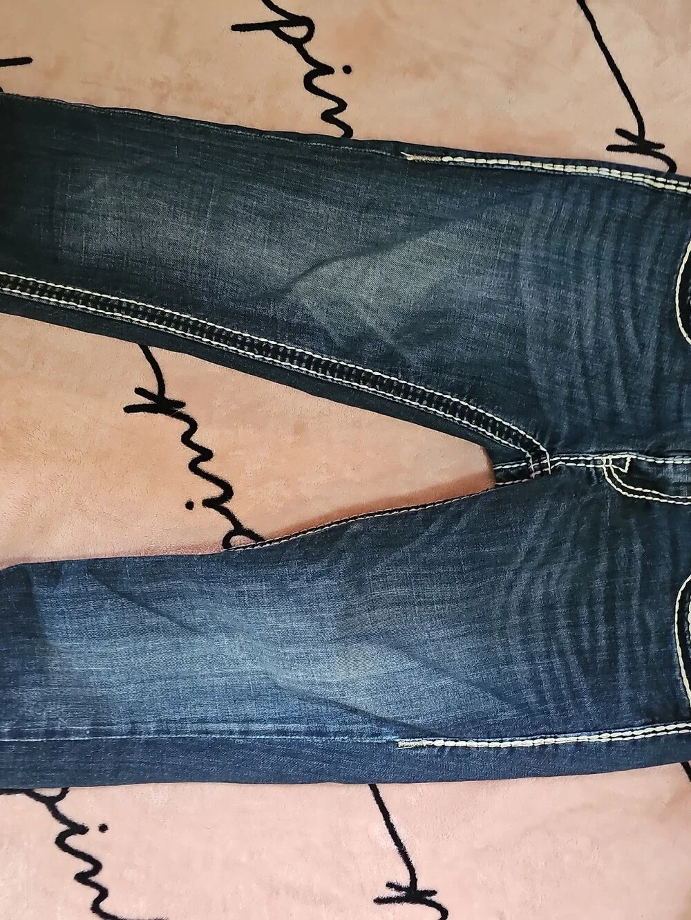 Vigoss Embellished Mid-Rise Cropped Jeans - Blue Waist 27(size 4) - Picture 6 of 6